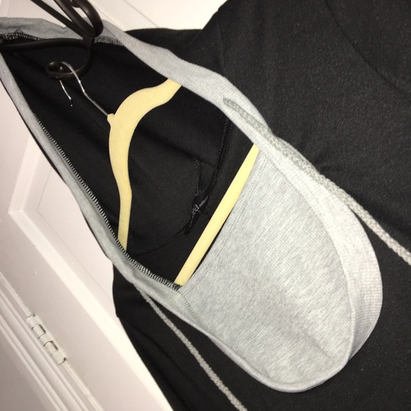 Black&Gray Pullover Drawstring Hoody - Picture 6 of 8